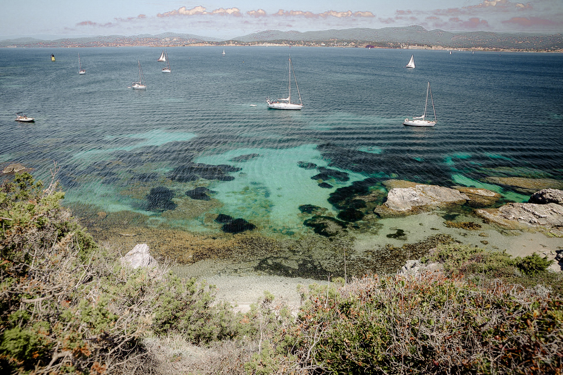 tourism calanques camping